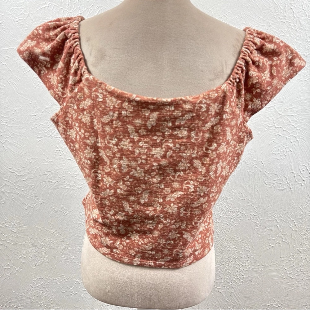 Rewind Terracotta Floral Button-Up Blouse - Picture 3 of 10